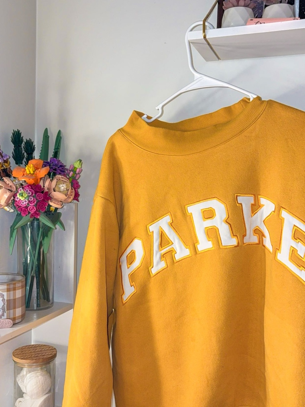 Parke l/xl fleece in the color Apricot (will only respond through the app)